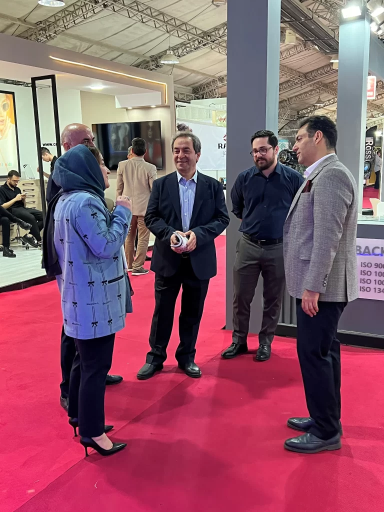 شرکت روژین فارمد و آلکان